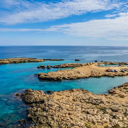 Beachfront Thalassa Apartment Protaras