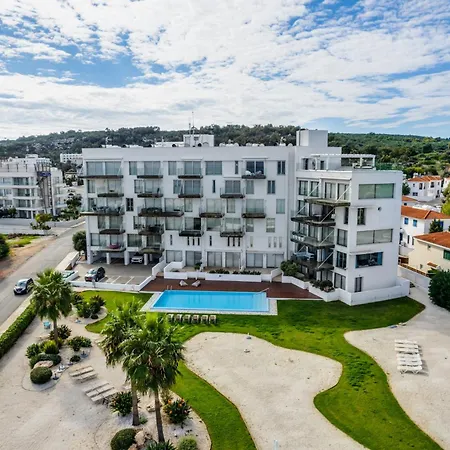 Beachfront Thalassa Apartment Protaras